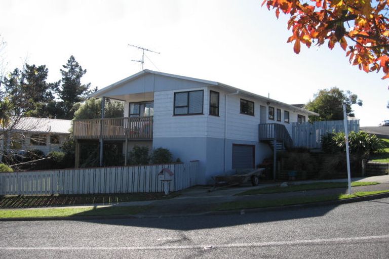 Photo of property in 89 Lord Street, Stokes Valley, Lower Hutt, 5019