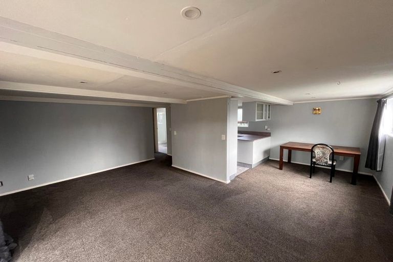 Photo of property in 1118 Fergusson Drive, Clouston Park, Upper Hutt, 5018