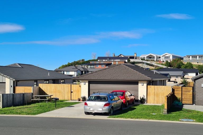 Photo of property in 61 Bert Wall Drive, Omokoroa, 3114