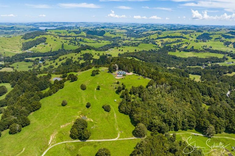 Photo of property in 338a Wairere Road, Paparoa, 0571