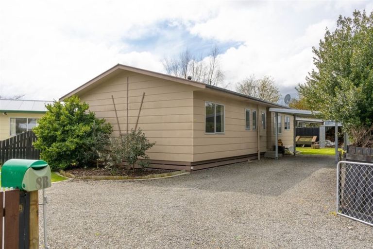 Photo of property in 8b Kupe Drive, Carterton, 5713