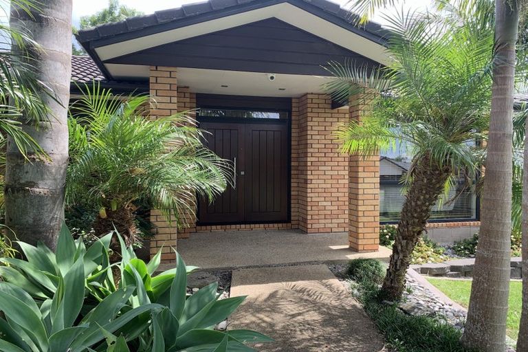 Photo of property in 19 Dressage Lane, Greenhithe, Auckland, 0632