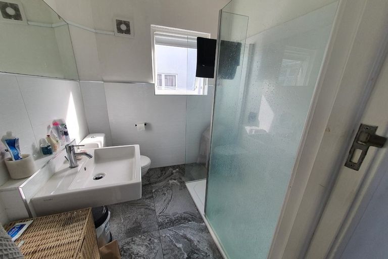 Photo of property in Illawarra Flats, 5/6 Brighton Road, Parnell, Auckland, 1052