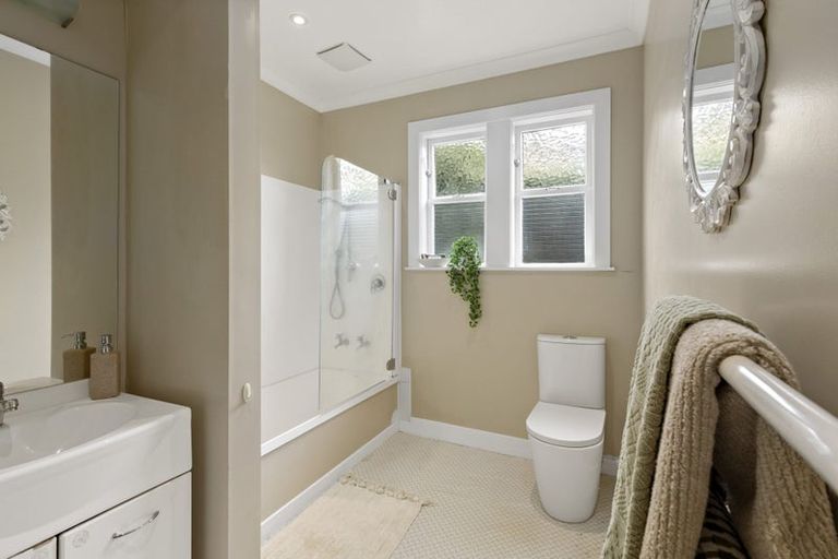 Photo of property in 74 Para Street, Miramar, Wellington, 6022