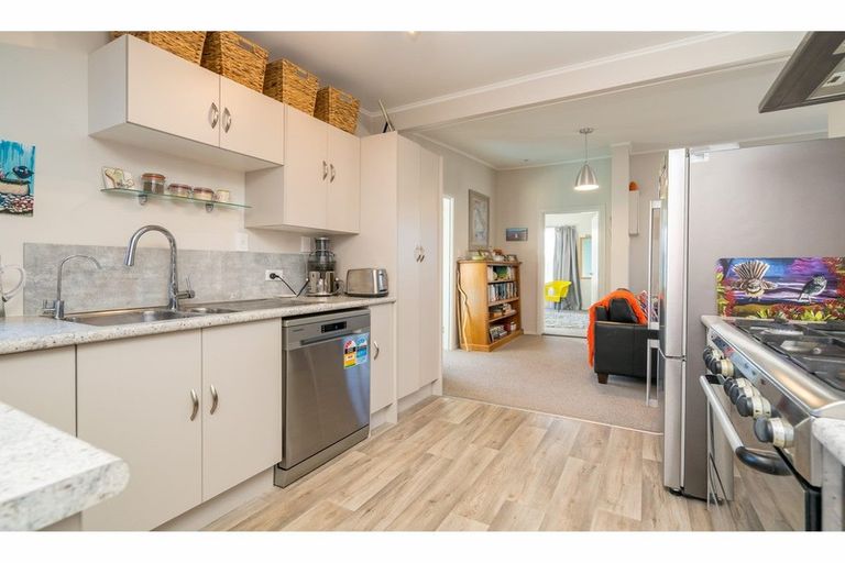 Photo of property in 125 Beach Street, Waikouaiti, 9510