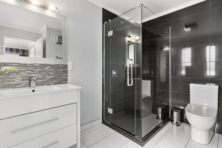 Photo of property in 9 Norman Terrace, Wanaka, 9305