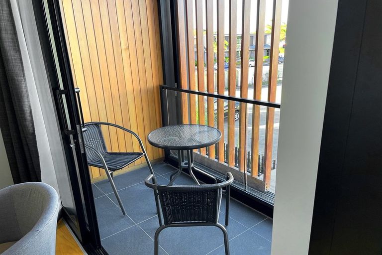 Photo of property in Frank Sargeson Apts, 104/74 Anzac Street, Takapuna, Auckland, 0622