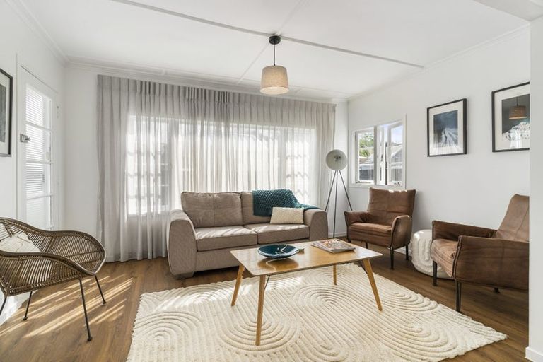 Photo of property in 110 Everitt Crescent, Whangamata, 3620