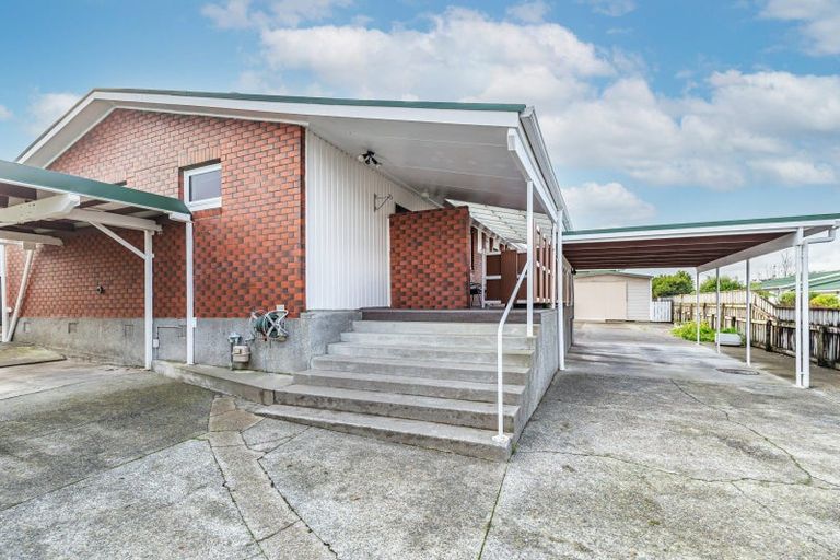 Photo of property in 33a Highbury Drive, Levin, 5510