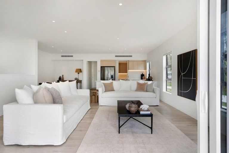 Photo of property in 124 Ranfurly Road, Whangamata, 3620