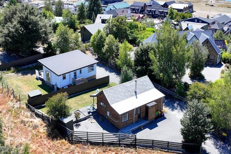 Photo of property in 21 Aorangi Crescent, Lake Tekapo, 7999