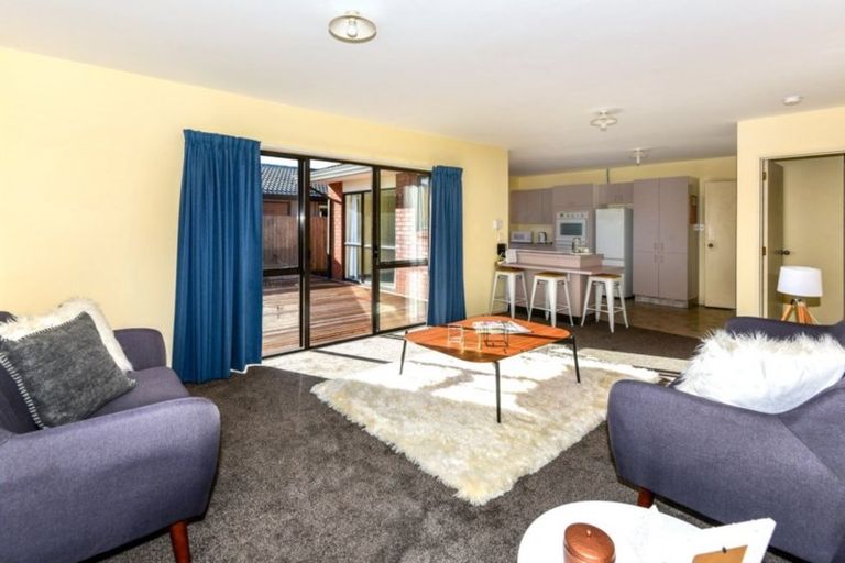 Photo of property in 33 Clarevale Street, Burwood, Christchurch, 8083