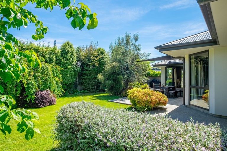 Photo of property in 128 Kings Drive, Wanaka, 9305