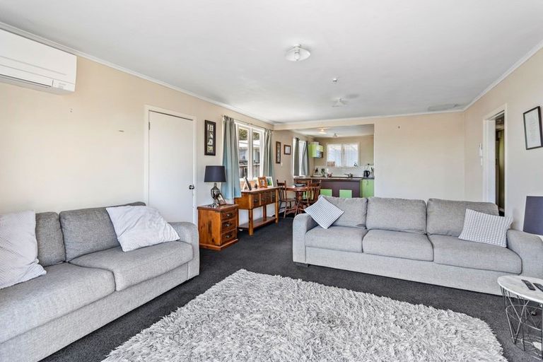Photo of property in 38 Lancaster Crescent, Tokoroa, 3420