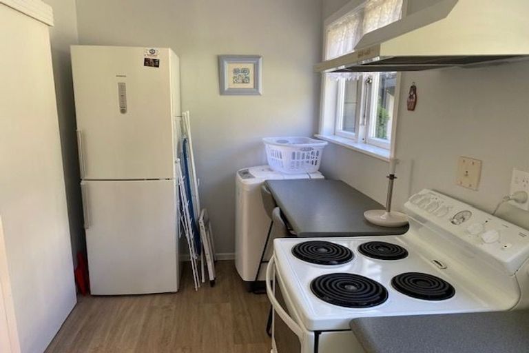 Photo of property in 32 Monaghan Avenue, Karori, Wellington, 6012