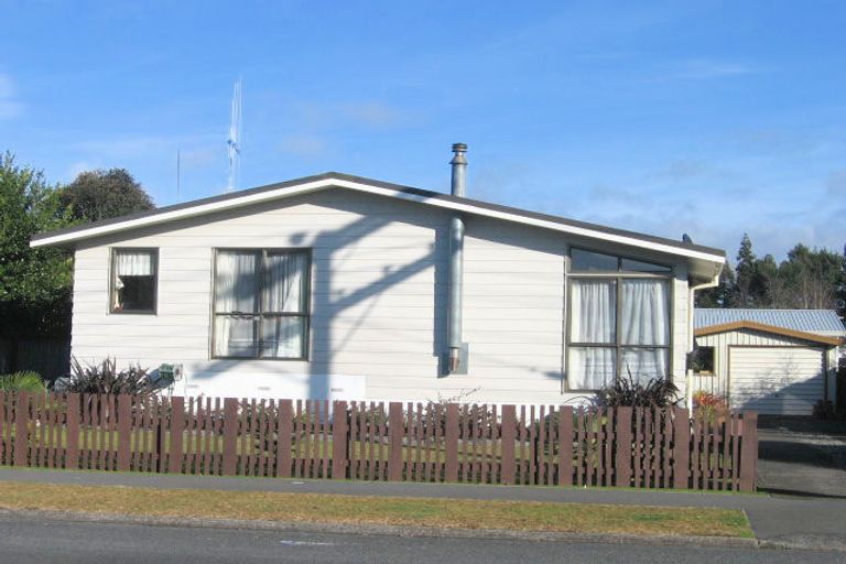 Photo of property in 11 Coventry Road, Melville, Hamilton, 3206