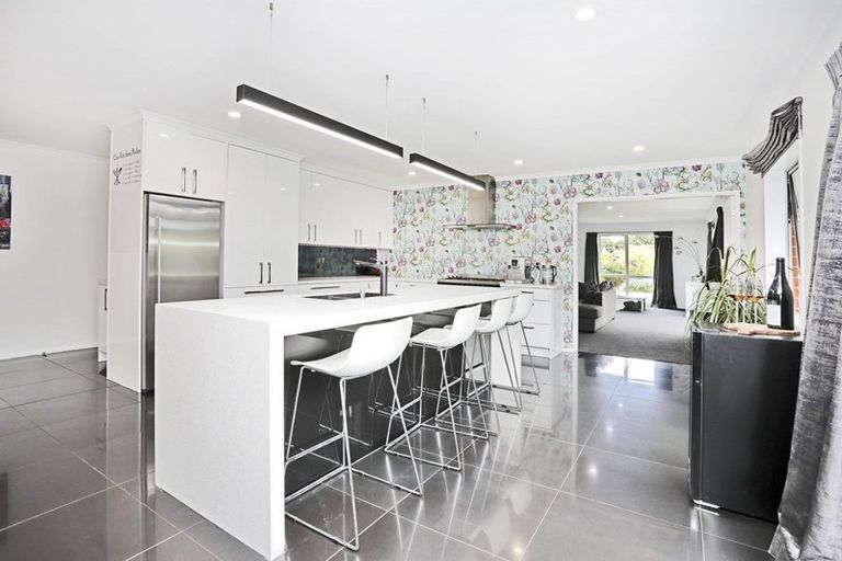 Photo of property in 16 Hoffman Court, Waikiwi, Invercargill, 9810