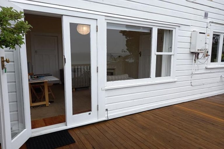 Photo of property in 59 Overtoun Terrace, Hataitai, Wellington, 6021