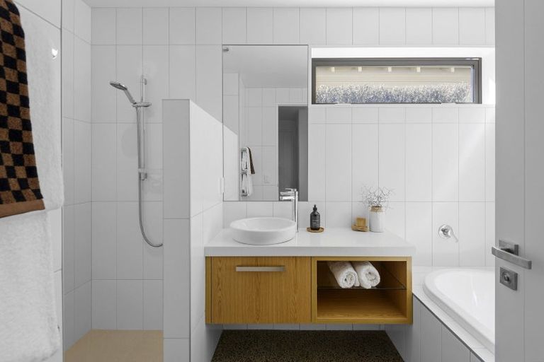 Photo of property in 14 Hardwicke Street, Sumner, Christchurch, 8081