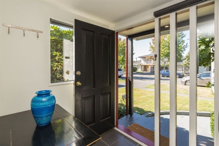 Photo of property in 9 Tomes Road, St Albans, Christchurch, 8052