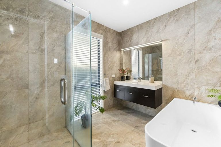 Photo of property in 42 Puhirake Crescent, Pyes Pa, Tauranga, 3112