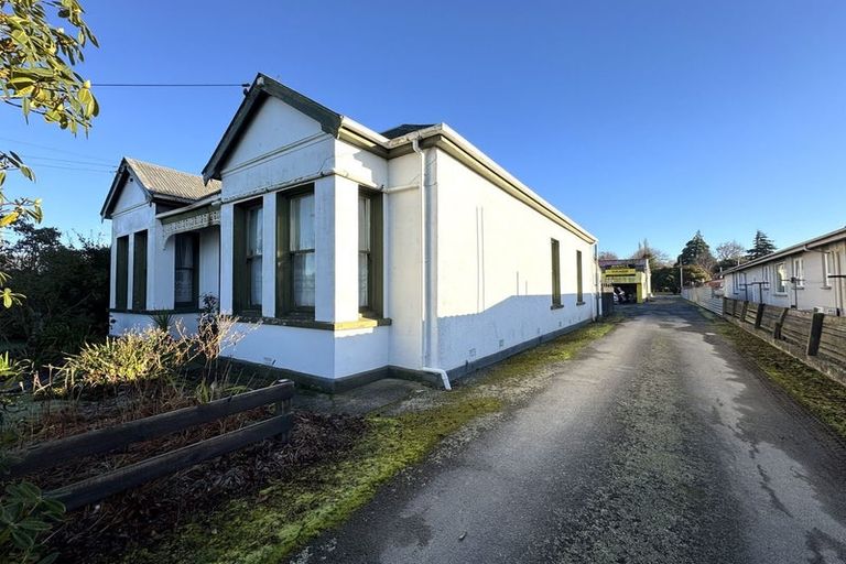 Photo of property in 118 Clyde Street, Balclutha, 9230