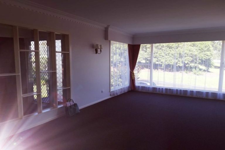 Photo of property in 35 The Boulevard, Sunnyhills, Auckland, 2010