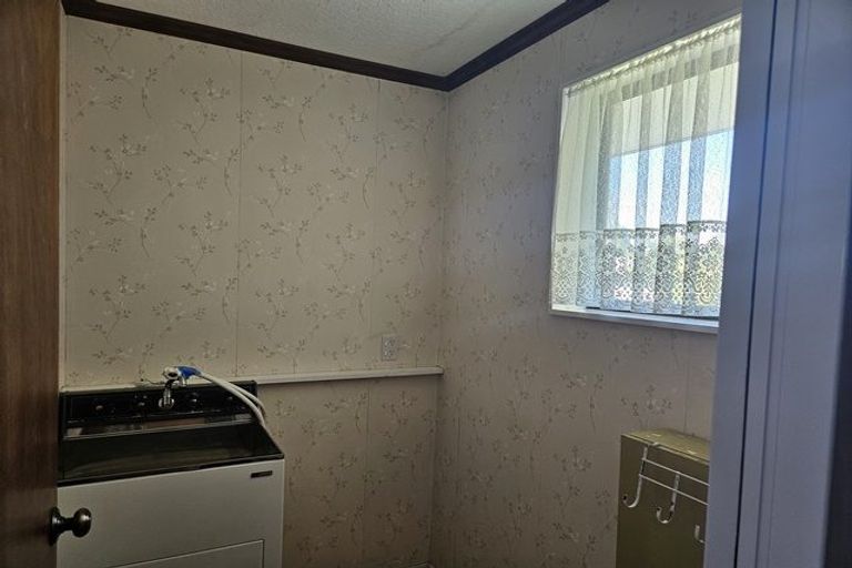 Photo of property in 1 Douglas Street, West End, Palmerston North, 4412