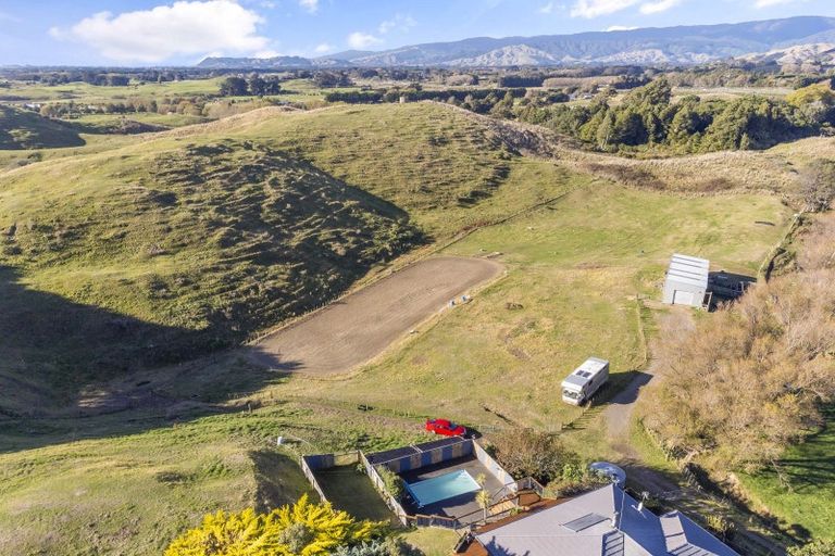 Photo of property in 84 Derham Road, Te Horo, Otaki, 5581
