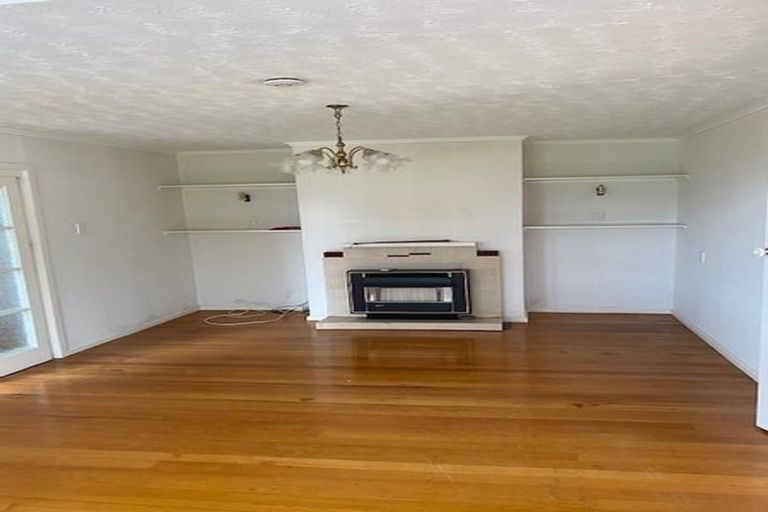 Photo of property in 45a Oxford Street, Tawa, Wellington, 5028