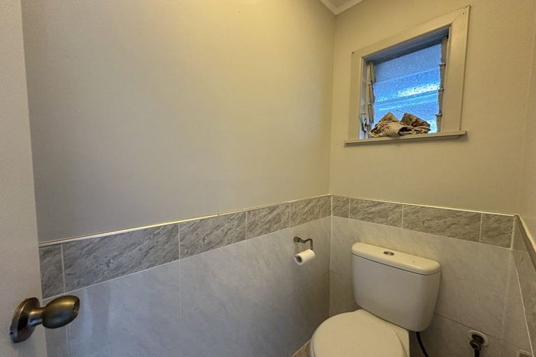 Photo of property in 13 The Boulevard, Sunnyhills, Auckland, 2010