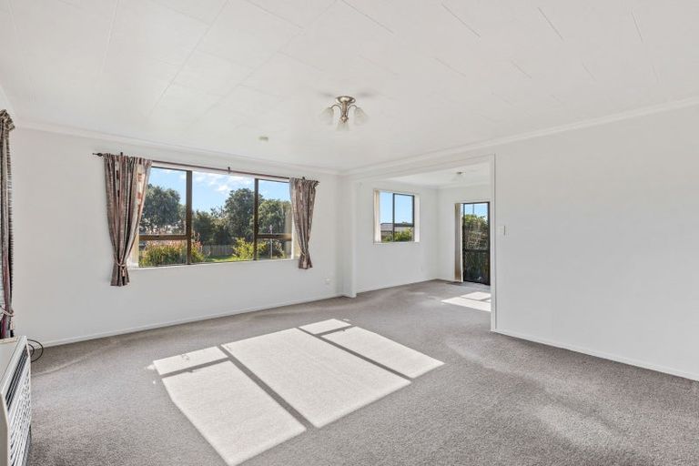 Photo of property in 26 Dillon Drive, Bell Block, New Plymouth, 4312