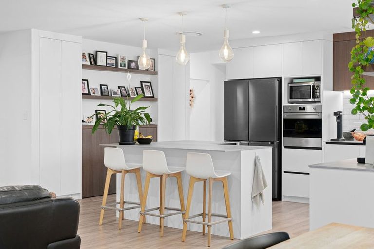 Photo of property in 47 The Esplanade, Huntington, Hamilton, 3210