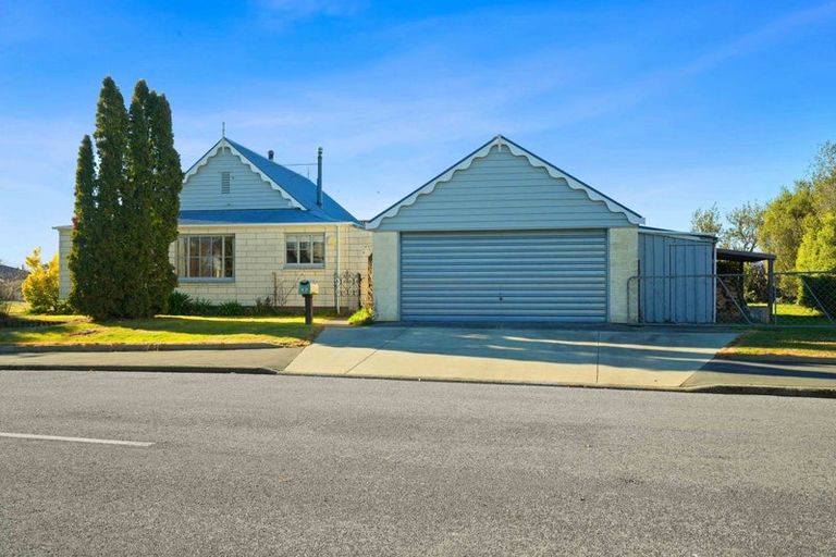 Photo of property in 17 Weka Street, Oxford, 7430