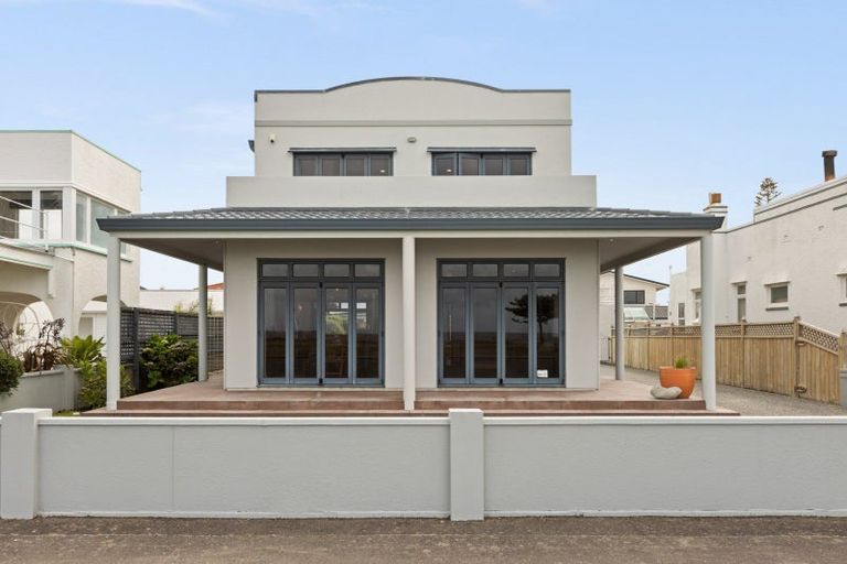 Photo of property in 34 The Esplanade, Westshore, Napier, 4110
