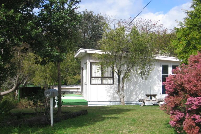 Photo of property in 16 Heather Street, Mangawhai Heads, Mangawhai, 0505