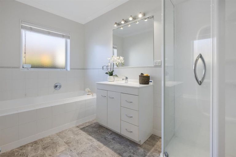 Photo of property in 11 Monticello Key, Papamoa Beach, Papamoa, 3118