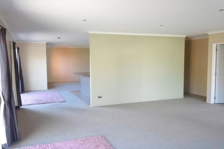 Photo of property in 3 Manuka Place, Whalers Gate, New Plymouth, 4310