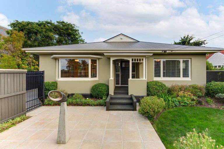 Photo of property in 66 Kahu Road, Fendalton, Christchurch, 8041