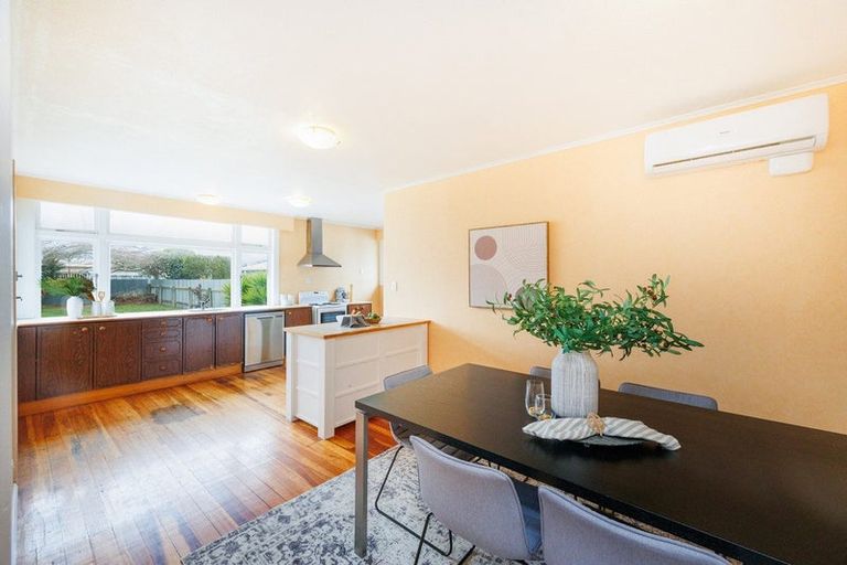 Photo of property in 7 Hobson Place, Takaro, Palmerston North, 4412