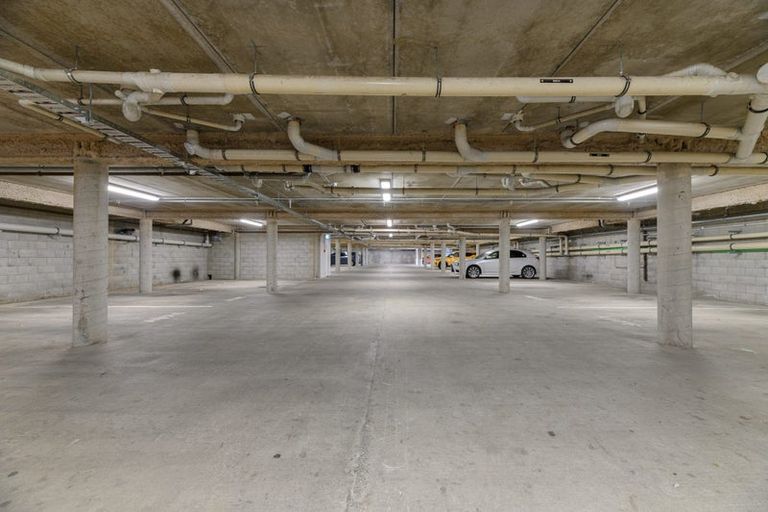 Photo of property in 11e/30 Westward Ho, Glen Eden, Auckland, 0602