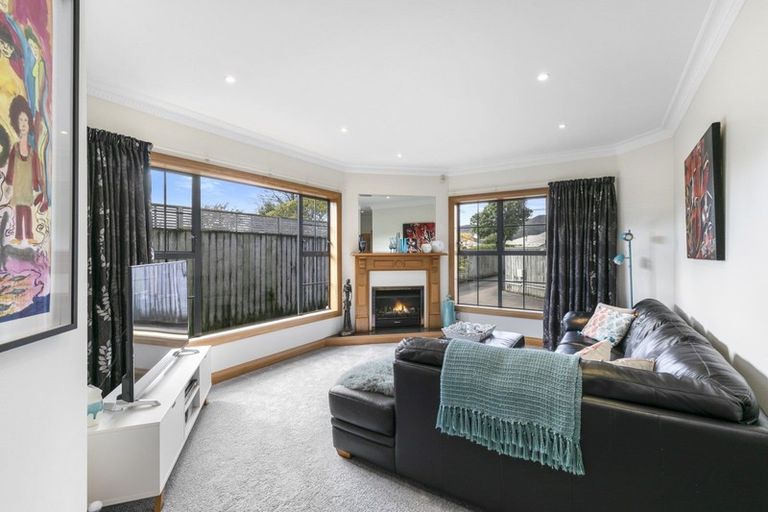 Photo of property in 5a Kauri Street, Woburn, Lower Hutt, 5011