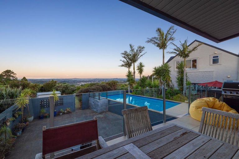 Photo of property in 4 Range Road, Swanson, Auckland, 0816