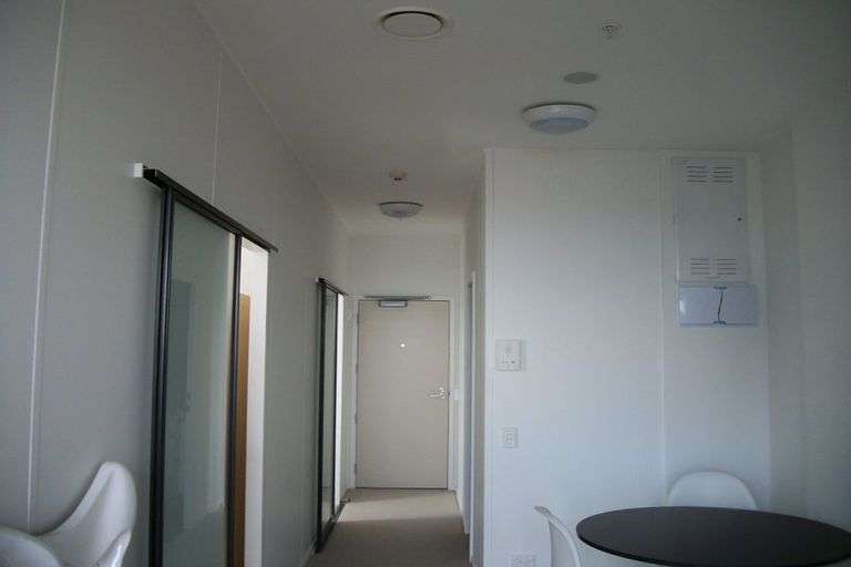 Photo of property in Twin Towers, 801/17 Putney Way, Manukau, Auckland, 2104