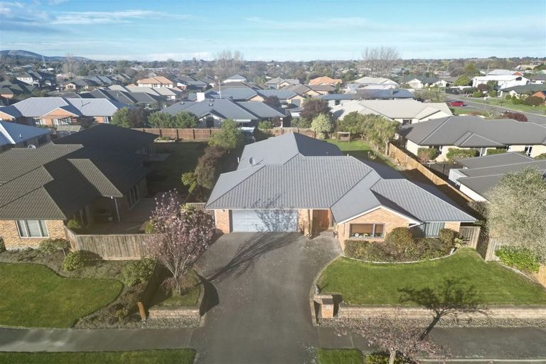 Photo of property in 14 Marguerite Place, Aidanfield, Christchurch, 8025