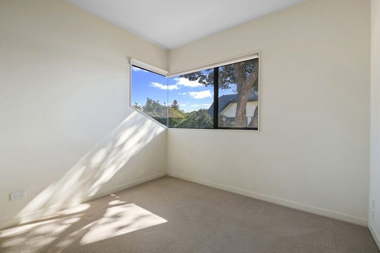 Photo of property in 4a Noel Avenue, Orewa, 0931