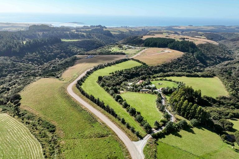 Photo of property in 36 Kahu Ridge, Taieri Beach, Taieri Mouth, 9091