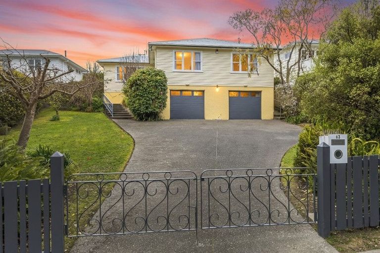 Photo of property in 63 Redwood Avenue, Tawa, Wellington, 5028