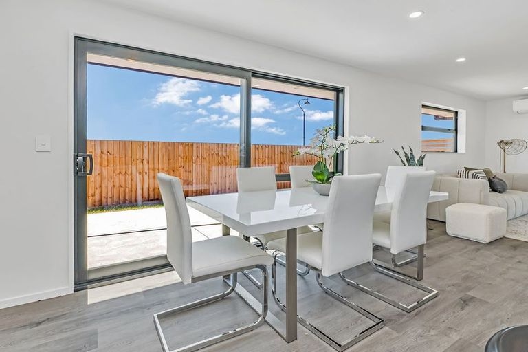 Photo of property in 9 Piwakawaka Place, Leeston, 7632