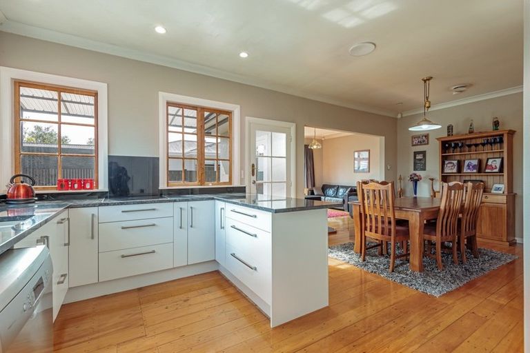 Photo of property in 56 Guy Avenue, Takaro, Palmerston North, 4410